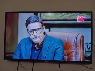 Orient 40 Inches LED TV