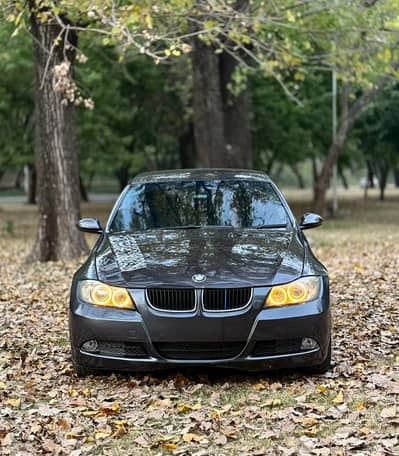 BMW 320i e90
