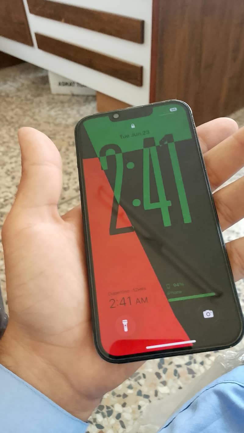Apple iPhone 13 3