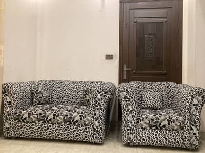 Sofa set like brand new condition