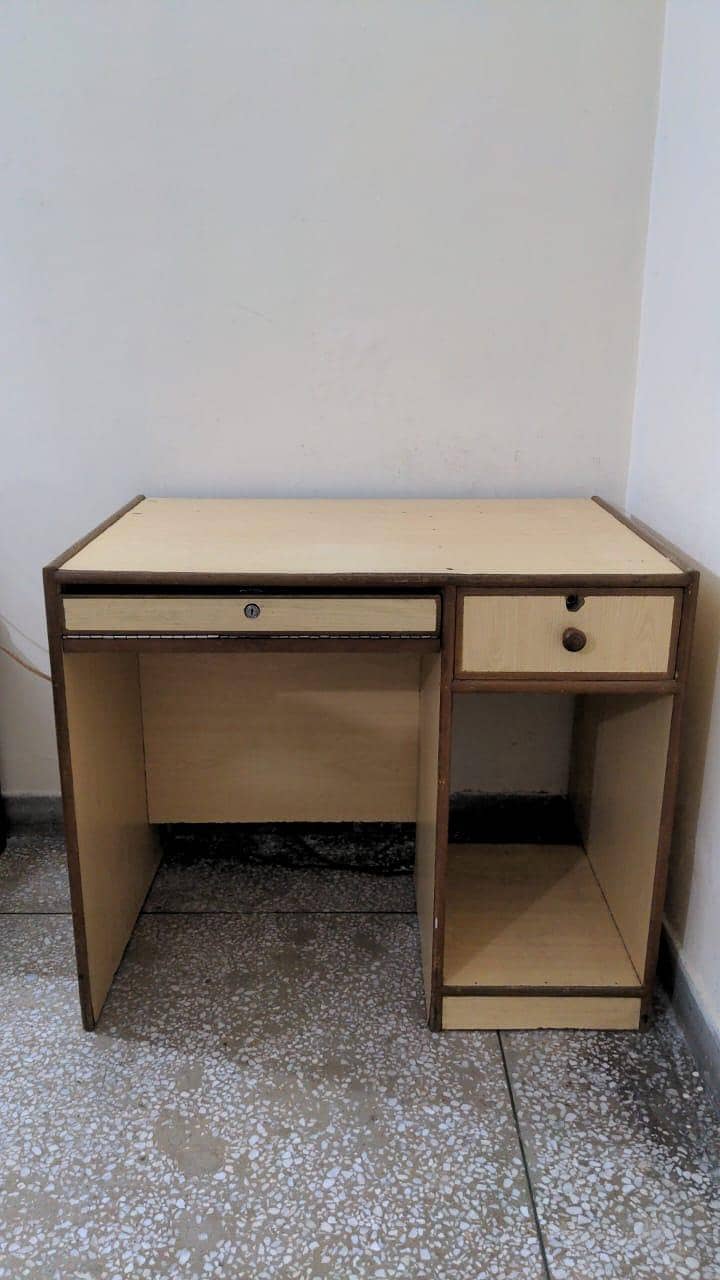used computer table | Study table 0