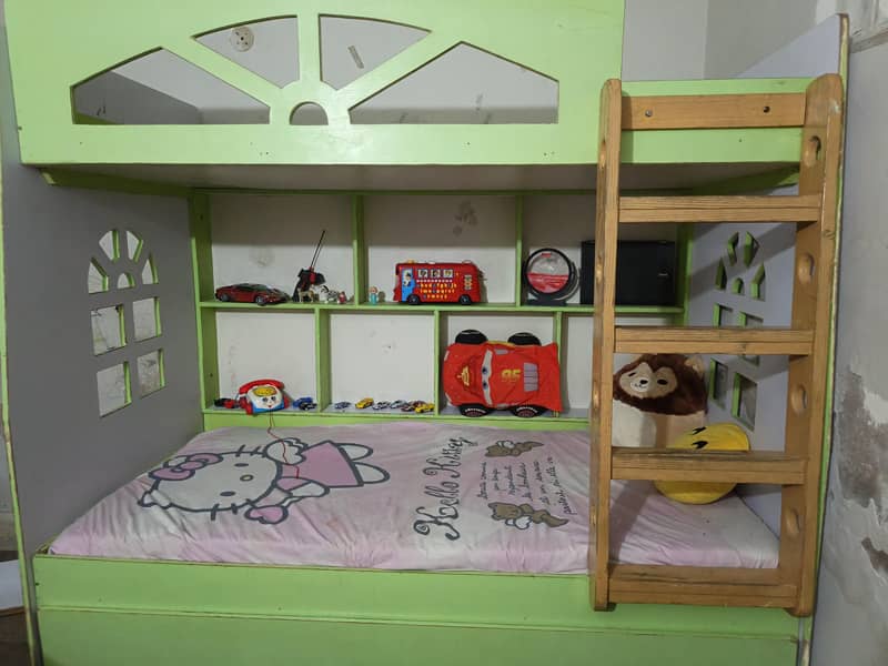bunker bed 0