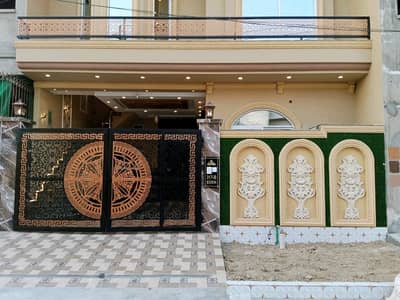 Eden Boulevard Housing Scheme College Road House Sized 5 Marla For Sale