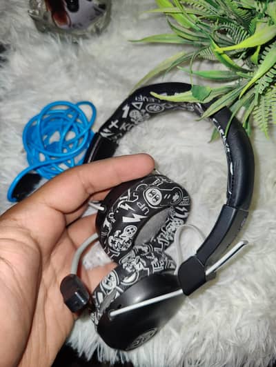 J lab headphones