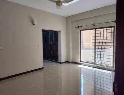 House Sized 600 Square Yards In Federal B Area - Block 11