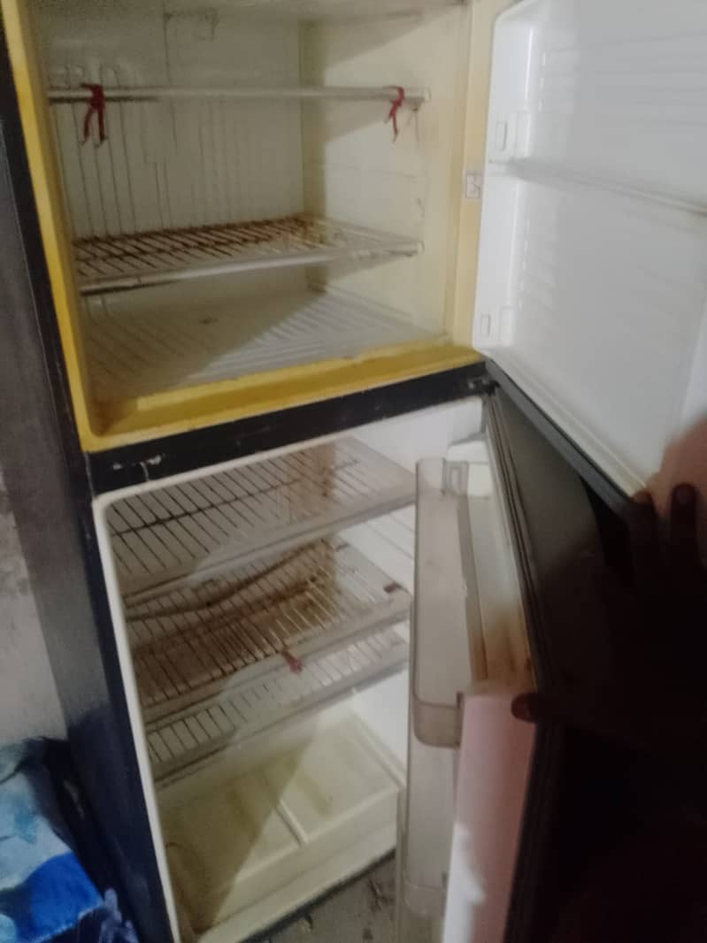 Dawlance Refrigirator 3