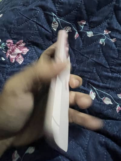 Apple iPhone 15