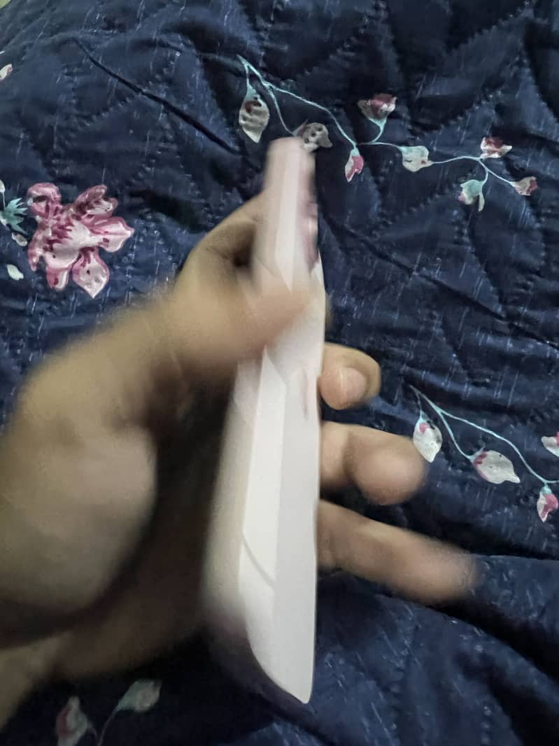 Apple iPhone 15 0