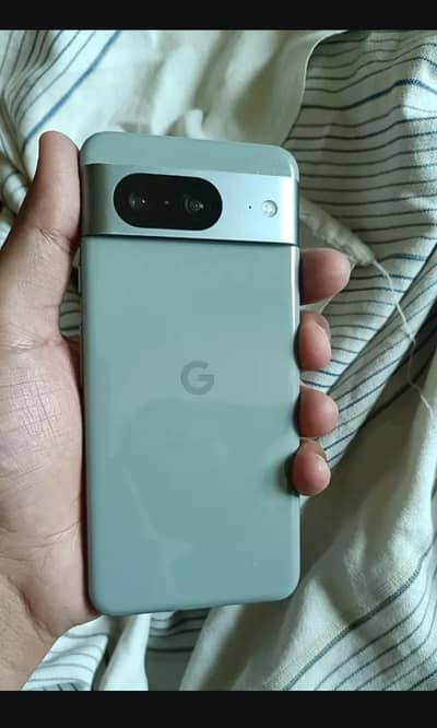 Google Pixel 8 10/10 condition