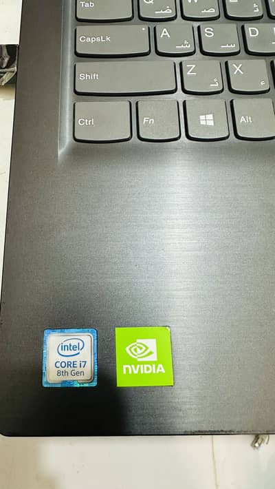 Lenovo Core i7-8th nVidia 2GB MX110 12GB DDR4 256GB SSD