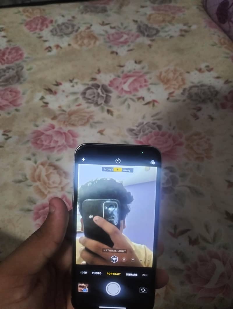 Apple iPhone X 6