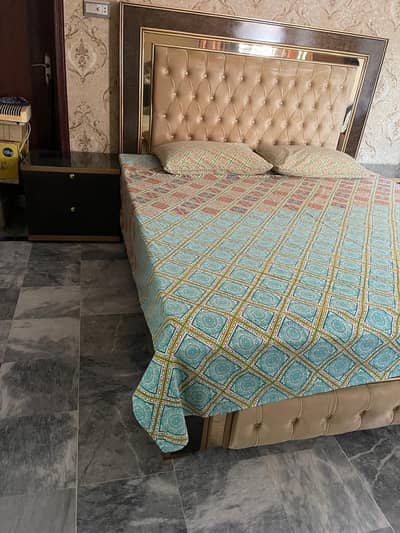 Double Bed and dressing table