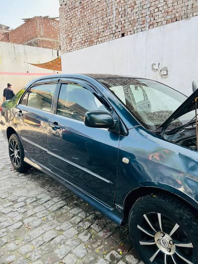 Toyota Corolla Altis 2005 total genuin