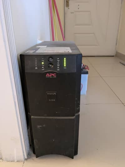 APC SUA2200 10/10 Working condition with batteries