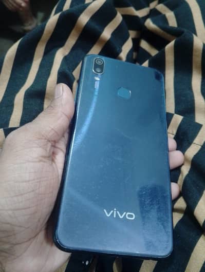 Vivo Y11