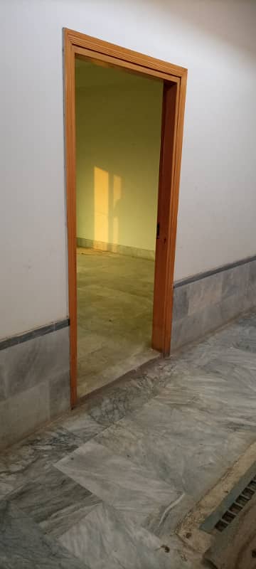 1 BED FLAT AVAILABLE FOR RENT