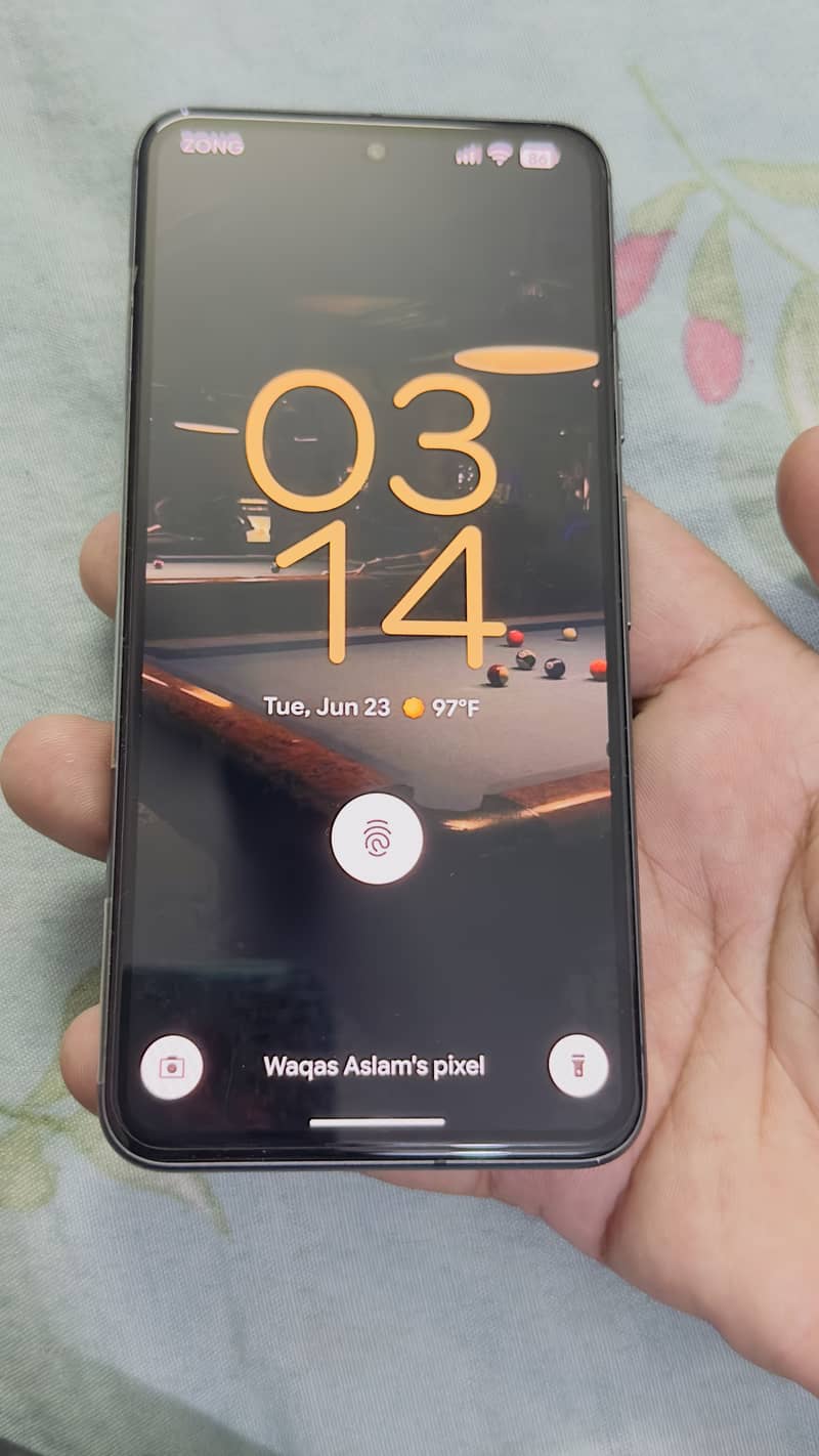 Google Pixel 8 2