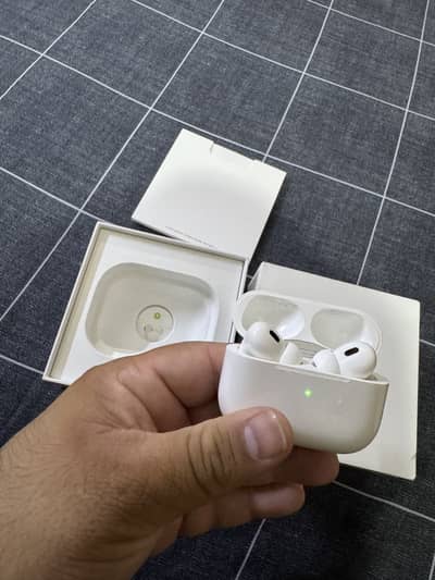 Apple AirPods Pro 2 (2nd Gen)
