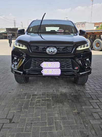 Toyota Fortuner GRS 2024