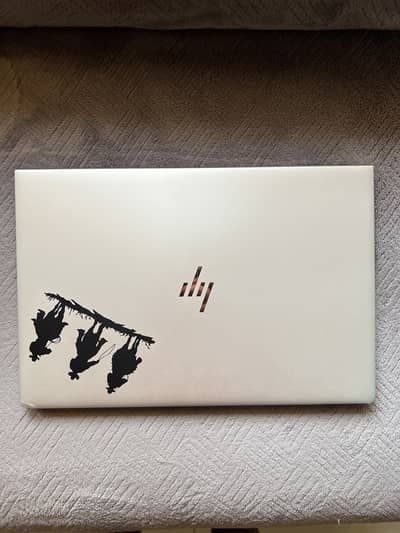 hp laptop, barely used perfect for heavy use.
