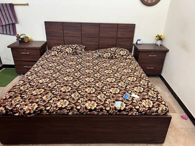 Slightly used Order created furniture set condition 10/9.5