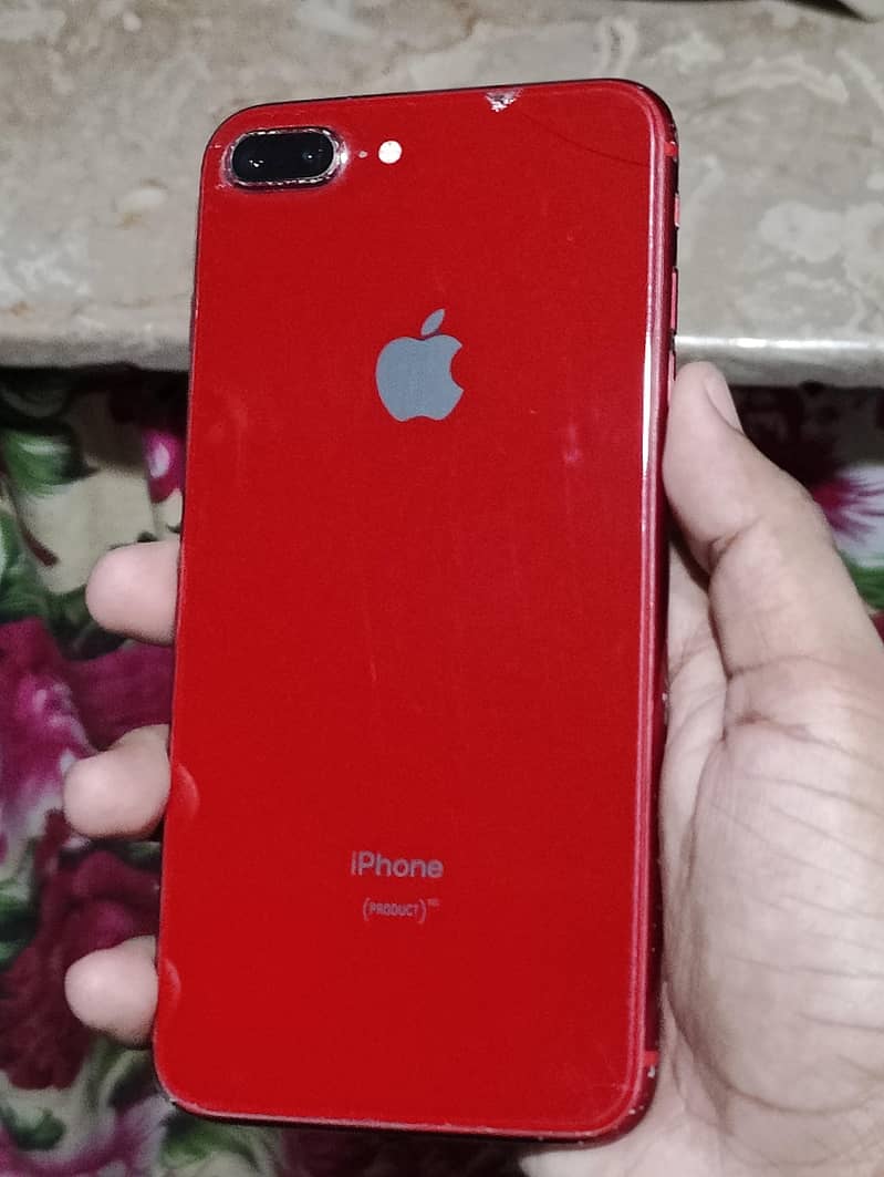 Apple iPhone 8 Plus 1