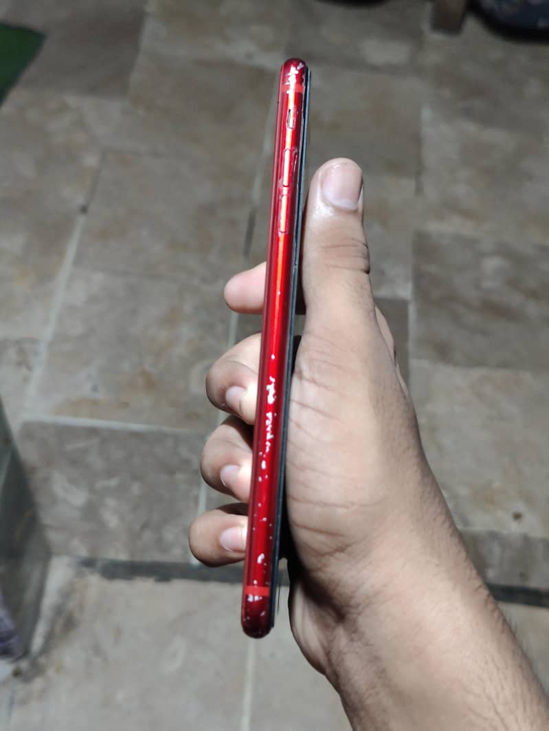 Apple iPhone 8 Plus 3