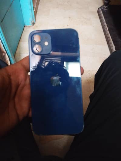 Apple iPhone 12