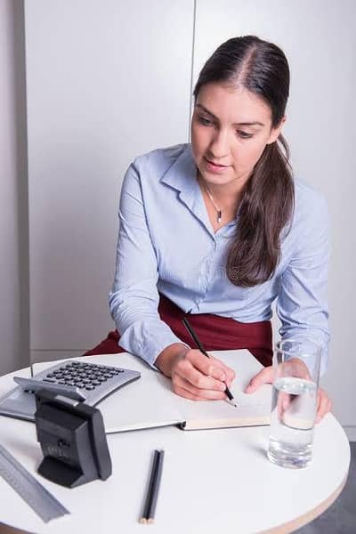 Need Female Manager For Well Known Office