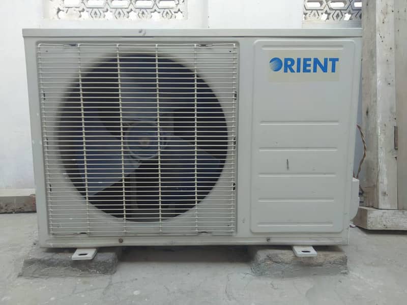 Orient ac 1