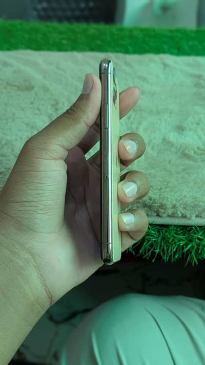Apple iPhone 11 Pro