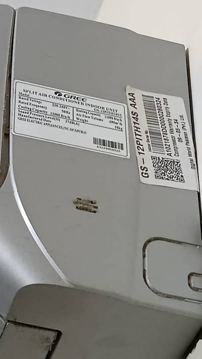 Ac inverter only 2months used