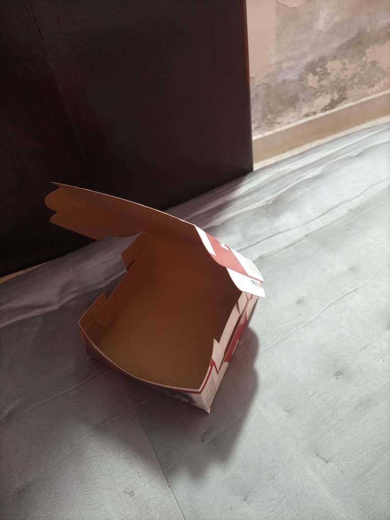 Zinger boxes 1