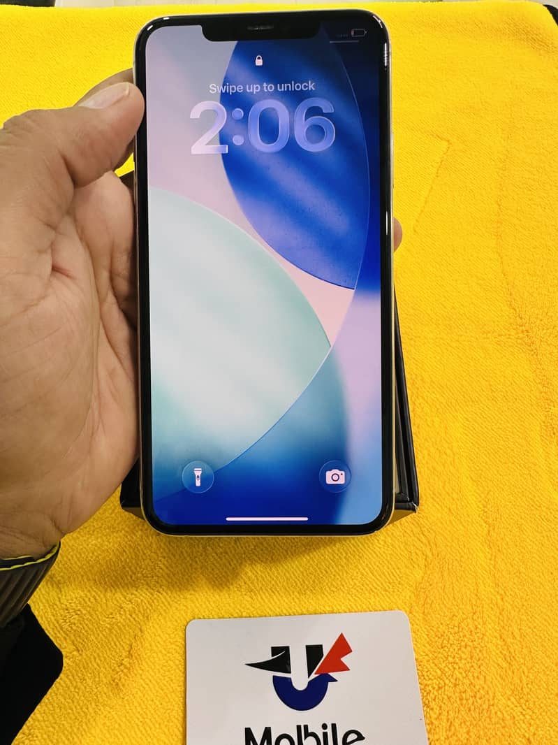 iPhone 11 pro max 13