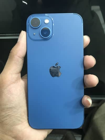 Apple iPhone 13