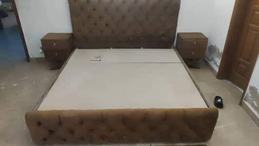cussion bed set with 2 side tables urgent for sale