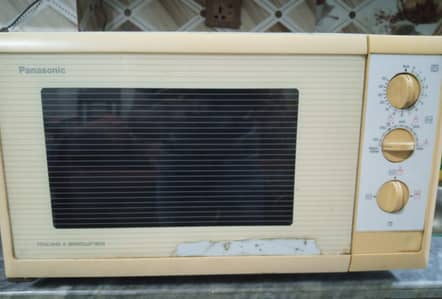 Panasonic Microwave Oven (Micro & Browner) – Fully Working