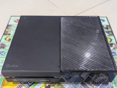 Xbox One Console Only (UK Imported) - Unchecked / Very Neat Piece