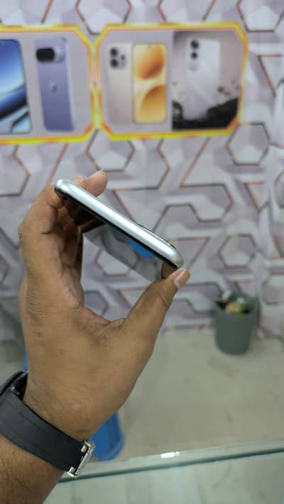 OPPO A16