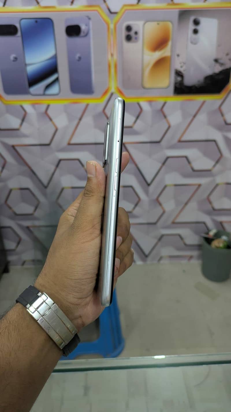 OPPO A16 1