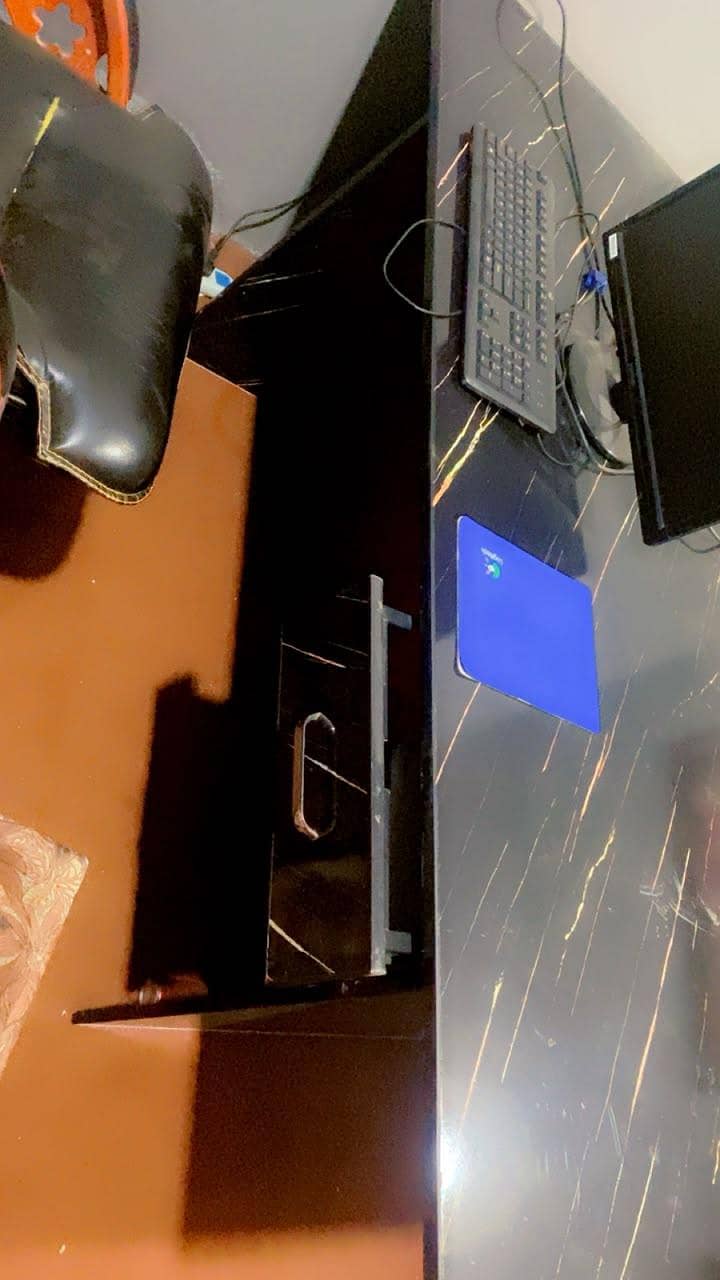 Computer Table for Office 3
