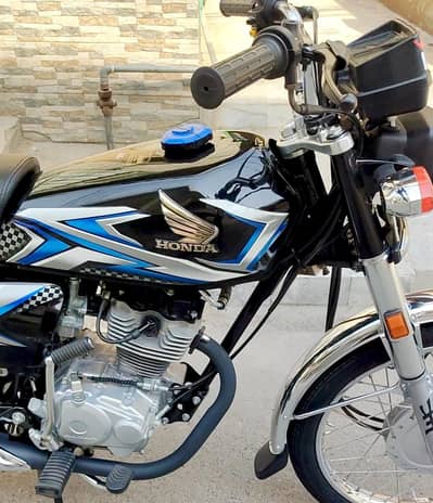 Honda CG 125 2025 Black LusSsh Febulus Gift For Honda Lovers!