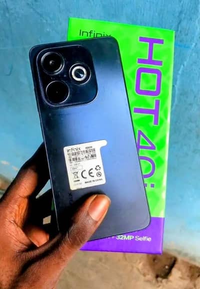 Infinix Hot 40i