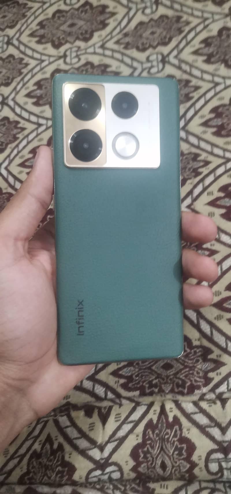Infinix Note 40 Pro 7