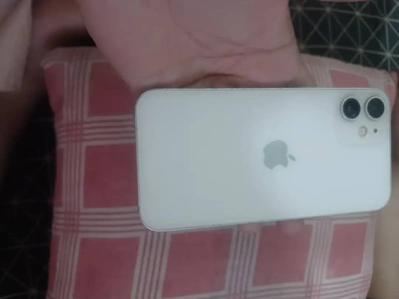Apple iPhone 12 mini 2