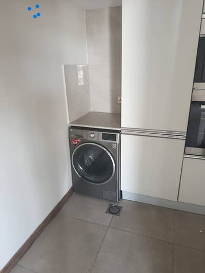 10 MARLA 3 BEDROOMS APARTMENT AVAILABE FOR RENT