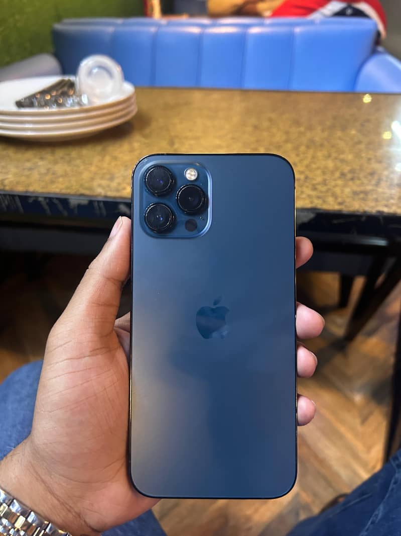 Apple iPhone 12 Pro Max 1