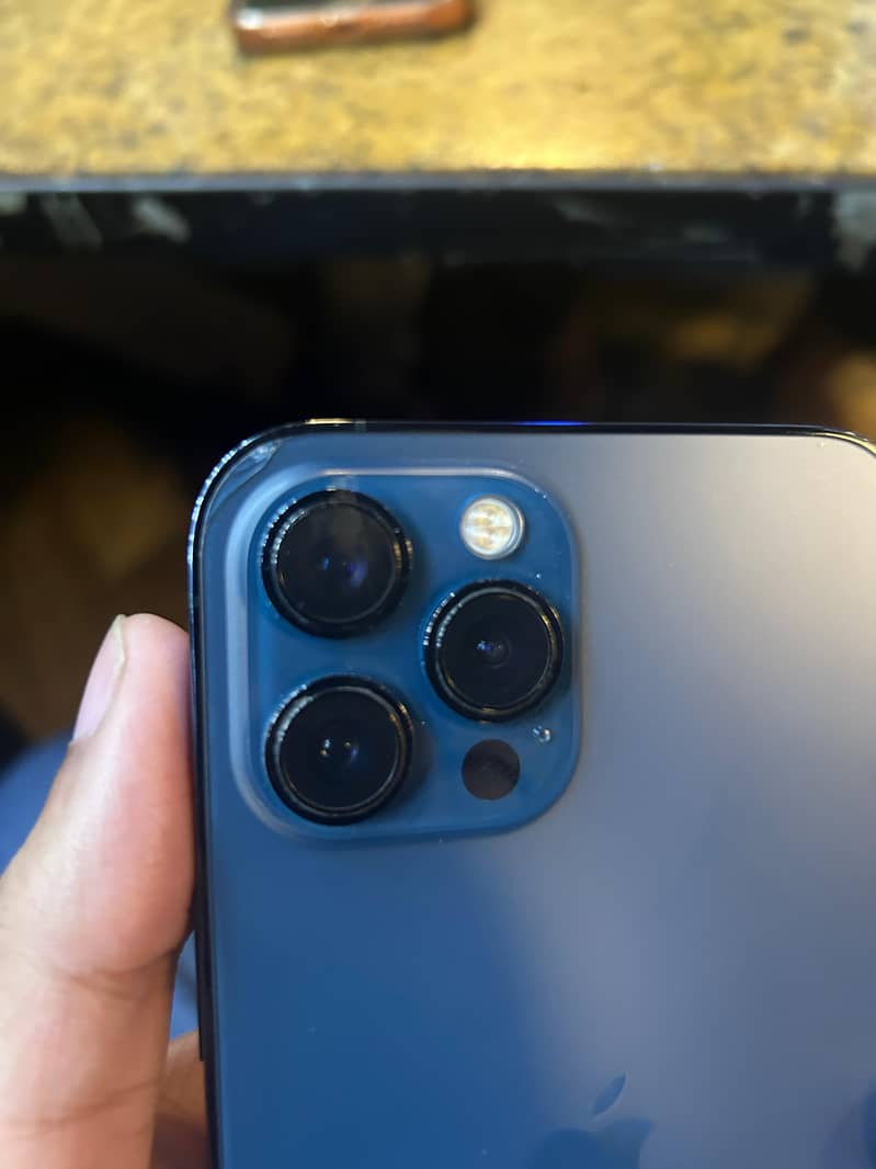 Apple iPhone 12 Pro Max 2