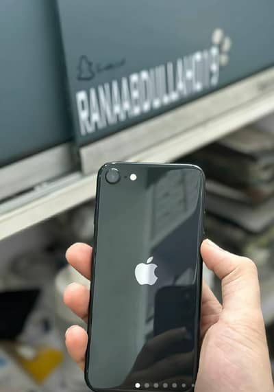 Apple iPhone SE 2020  03185355593 only WhatsApp