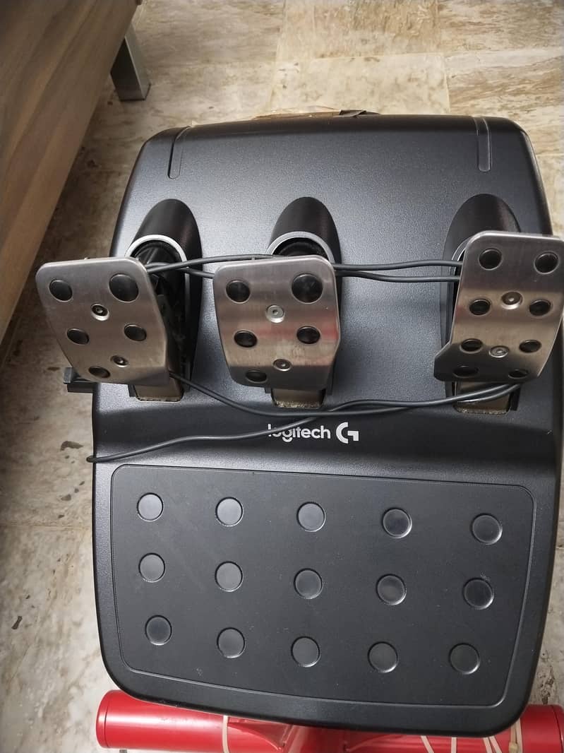 Logitech Steering Stand 1